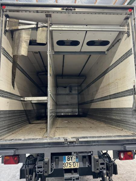 Camion frigorifique Iveco Eurocargo 160E30: photos 10