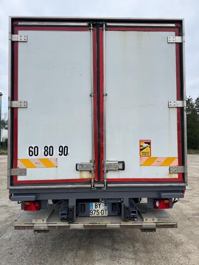 Camion frigorifique Iveco Eurocargo 160E30: photos 11