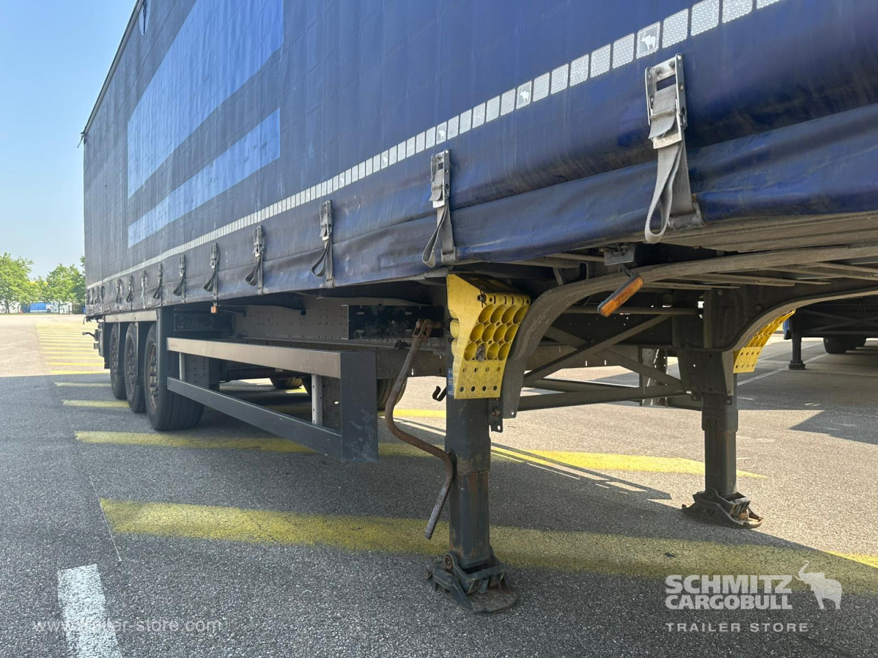 SCHMITZ Curtainsider Mega - Semi-remorque rideaux coulissants: photos 4 SCHMITZ Curtainsider Mega - Semi-remorque rideaux coulissants: photos 4