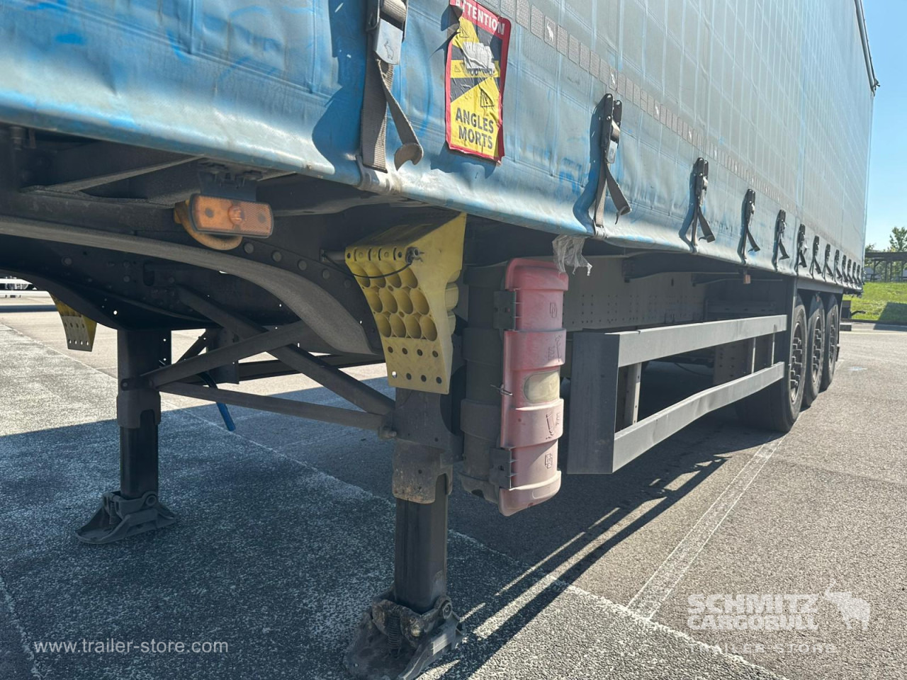 SCHMITZ Curtainsider Standard - Semi-remorque rideaux coulissants: photos 2 SCHMITZ Curtainsider Standard - Semi-remorque rideaux coulissants: photos 2