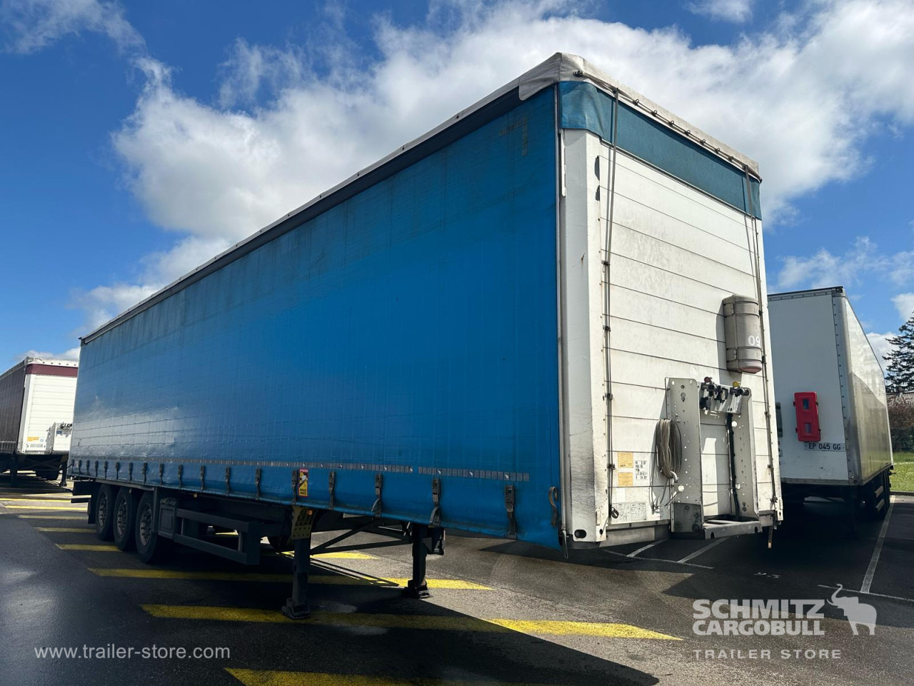 SCHMITZ Curtainsider Standard - Semi-remorque rideaux coulissants: photos 1 SCHMITZ Curtainsider Standard - Semi-remorque rideaux coulissants: photos 1