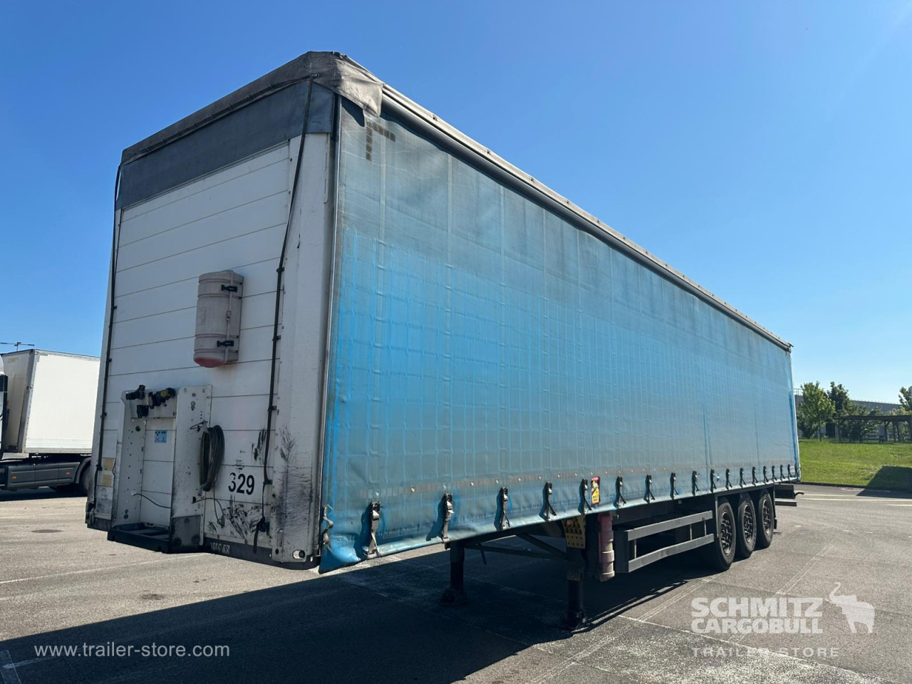 SCHMITZ Curtainsider Standard - Semi-remorque rideaux coulissants: photos 1 SCHMITZ Curtainsider Standard - Semi-remorque rideaux coulissants: photos 1