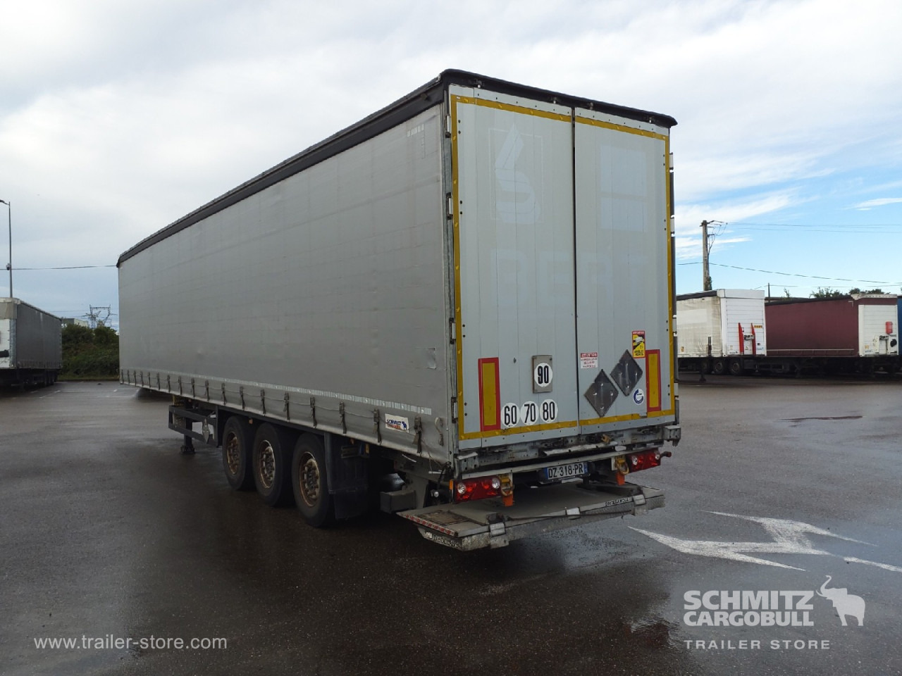 SCHMITZ Curtainsider Standard Taillift - Semi-remorque rideaux coulissants: photos 4 SCHMITZ Curtainsider Standard Taillift - Semi-remorque rideaux coulissants: photos 4