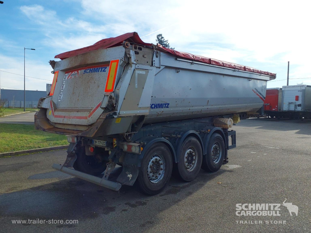 SCHMITZ Tipper Steel half pipe body 25m³ - Semi-remorque benne: photos 5 SCHMITZ Tipper Steel half pipe body 25m³ - Semi-remorque benne: photos 5