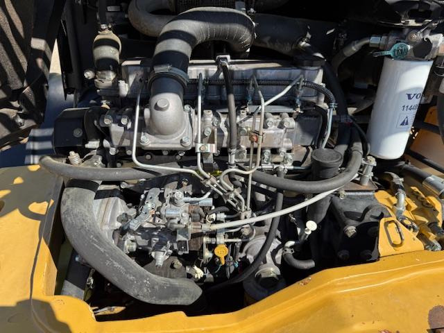 Chargeuse sur pneus Cat 908 H: photos 8