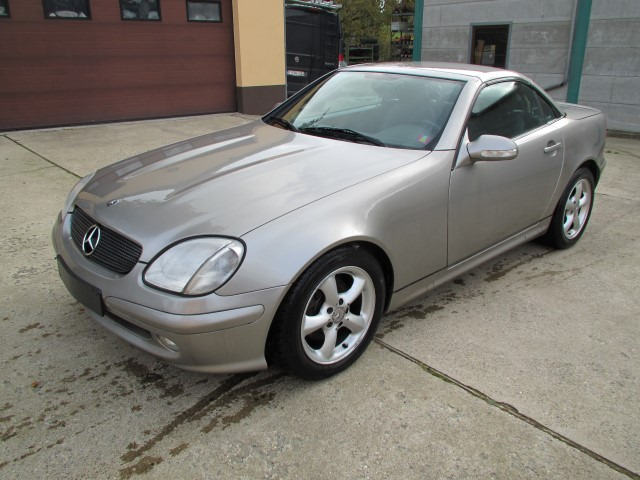 Mercedes SLK 200 - Voiture: photos 1 Mercedes SLK 200 - Voiture: photos 1