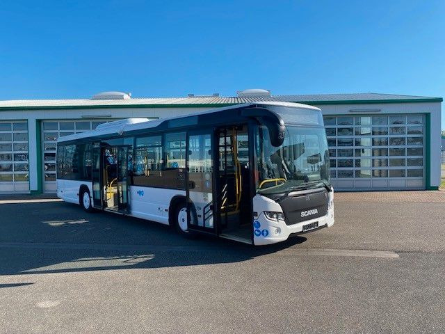 Scania Citywide LE Low Entry KLIMA KM NUR 202.000 - Bus urbain: photos 2 Scania Citywide LE Low Entry KLIMA KM NUR 202.000 - Bus urbain: photos 2