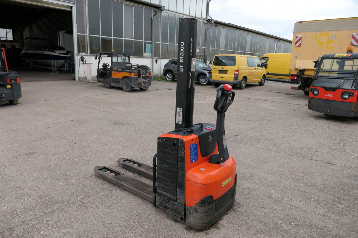 BT SWE 080L Batterie 24/2021 - Transpalette: photos 2 BT SWE 080L Batterie 24/2021 - Transpalette: photos 2