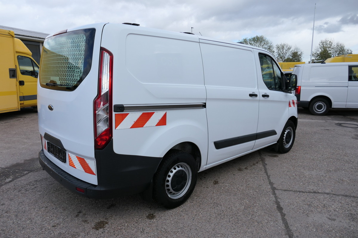 FORD Transit Custom 290 2.0 TDCi KLIMA TEMPOMAT AHK W - Fourgonnette: photos 4 FORD Transit Custom 290 2.0 TDCi KLIMA TEMPOMAT AHK W - Fourgonnette: photos 4