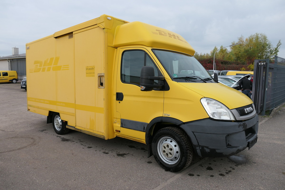 IVECO Daily 35 S11 C30C AUTOMATIK KAMERA Regale LUFT - Fourgon grand volume: photos 2 IVECO Daily 35 S11 C30C AUTOMATIK KAMERA Regale LUFT - Fourgon grand volume: photos 2