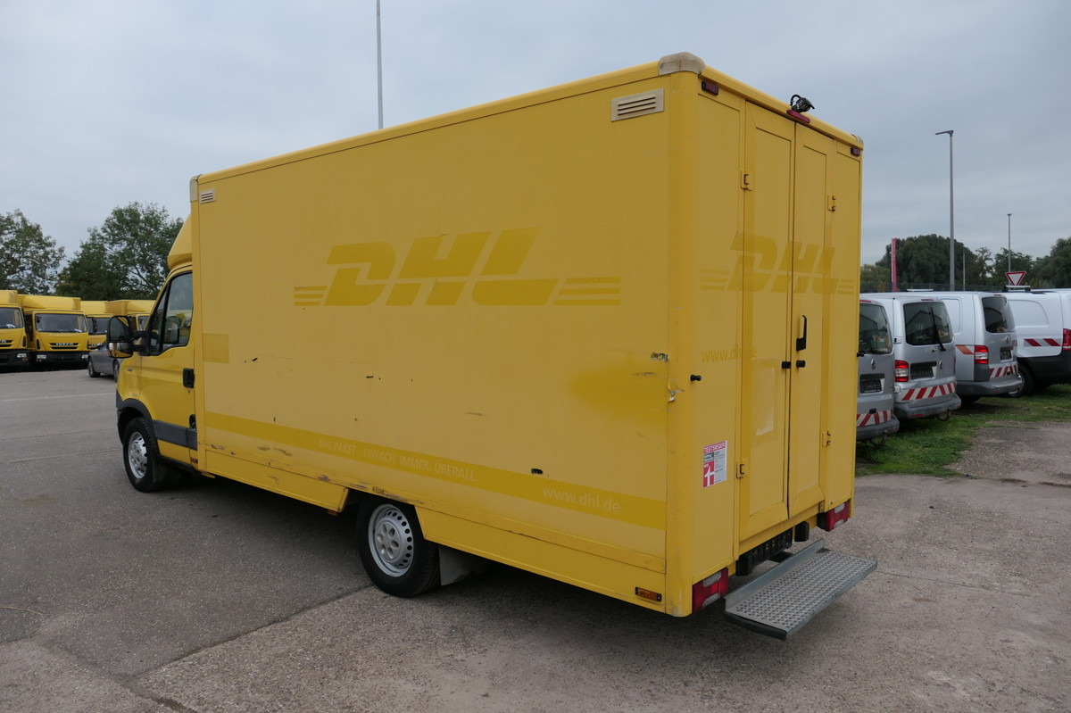 IVECO Daily 35 S11 C30C AUTOMATIK KAMERA Regale LUFT D - Fourgon grand volume: photos 4 IVECO Daily 35 S11 C30C AUTOMATIK KAMERA Regale LUFT D - Fourgon grand volume: photos 4