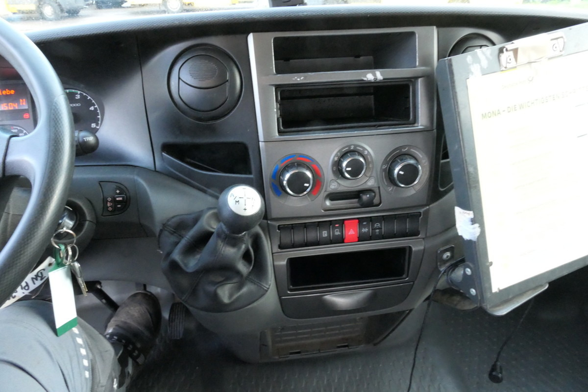 Fourgon grand volume IVECO Daily 35 S11 C30C AUTOMATIK KAMERA Regale LUFT D: photos 9