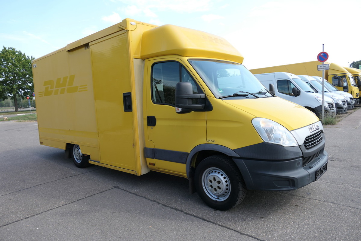 IVECO Daily 35 S11 C30C AUTOMATIK KAMERA Regale LUFT D - Fourgon grand volume: photos 2 IVECO Daily 35 S11 C30C AUTOMATIK KAMERA Regale LUFT D - Fourgon grand volume: photos 2