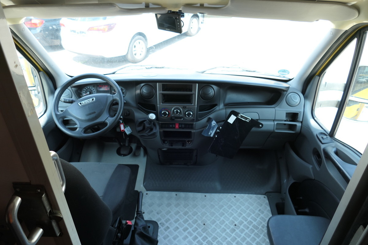 Fourgon grand volume IVECO Daily 35 S11 C30C AUTOMATIK KAMERA Regale LUFT D: photos 6