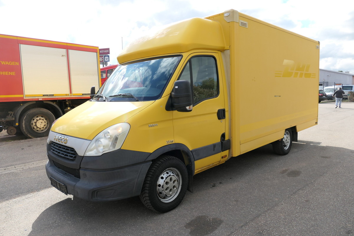 IVECO Daily 35 S11 C30C AUTOMATIK KAMERA Regale LUFT D - Fourgon grand volume: photos 1 IVECO Daily 35 S11 C30C AUTOMATIK KAMERA Regale LUFT D - Fourgon grand volume: photos 1