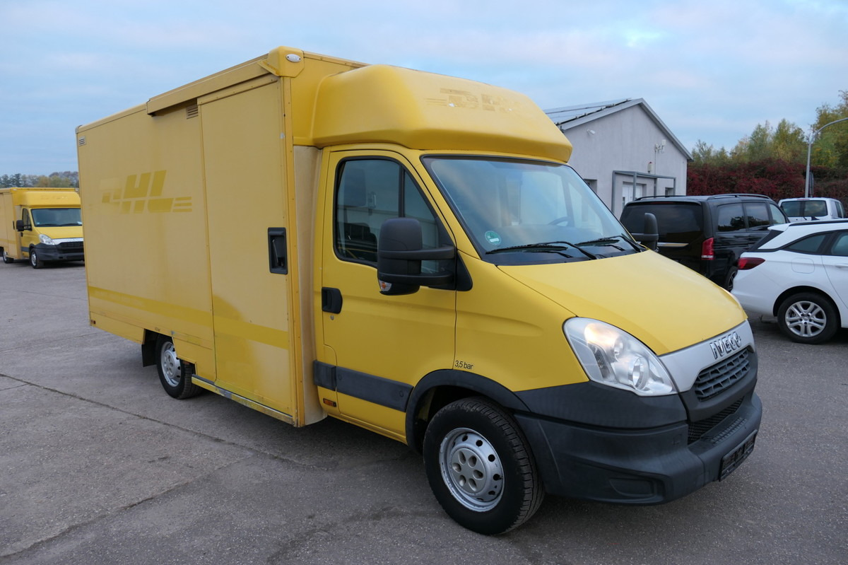 IVECO Daily 35 S11 C30C AUTOMATIK KAMERA Regale LUFT D - Fourgon grand volume: photos 2 IVECO Daily 35 S11 C30C AUTOMATIK KAMERA Regale LUFT D - Fourgon grand volume: photos 2