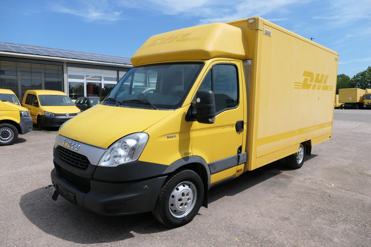 IVECO Daily 35 S11 C30C AUTOMATIK KAMERA Regale LUFT D - Fourgon grand volume: photos 2 IVECO Daily 35 S11 C30C AUTOMATIK KAMERA Regale LUFT D - Fourgon grand volume: photos 2