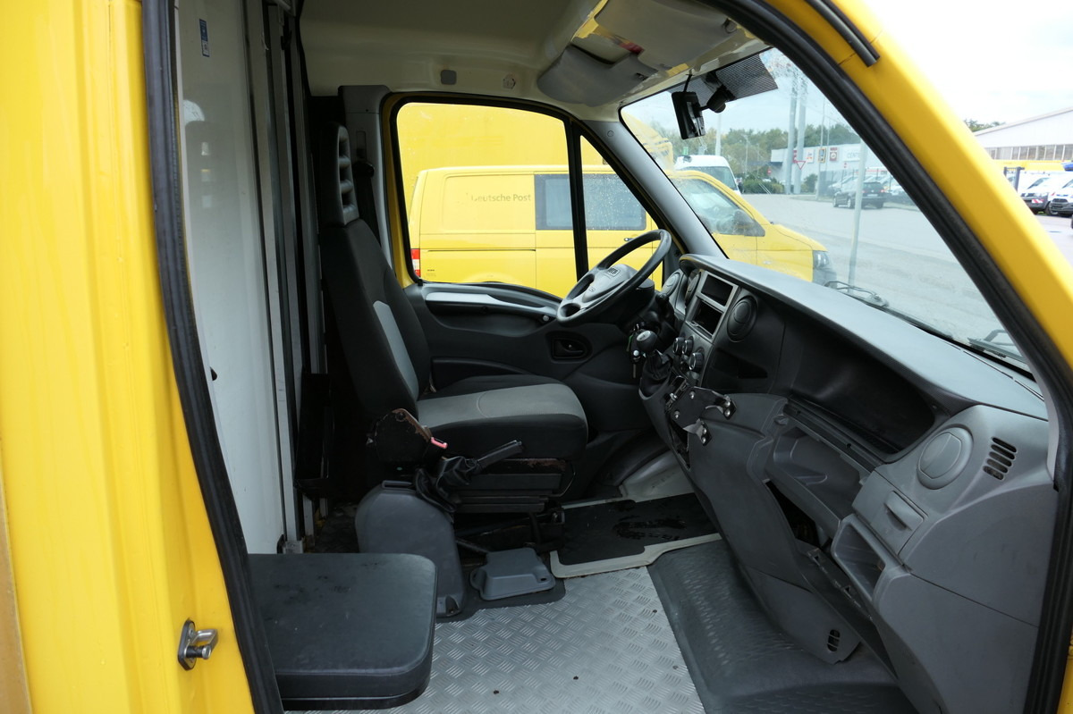 IVECO Daily 35 S11 C30C AUTOMATIK KAMERA Regale LUFT-E - Fourgon grand volume: photos 5 IVECO Daily 35 S11 C30C AUTOMATIK KAMERA Regale LUFT-E - Fourgon grand volume: photos 5