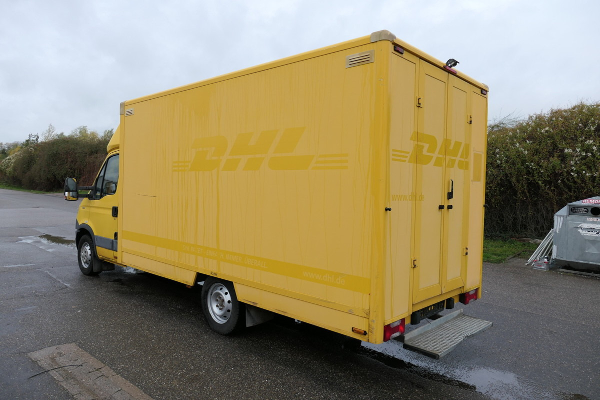 IVECO Daily 35 S11 C30C AUTOMATIK KAMERA Regale LUFT-E - Fourgon grand volume: photos 4 IVECO Daily 35 S11 C30C AUTOMATIK KAMERA Regale LUFT-E - Fourgon grand volume: photos 4