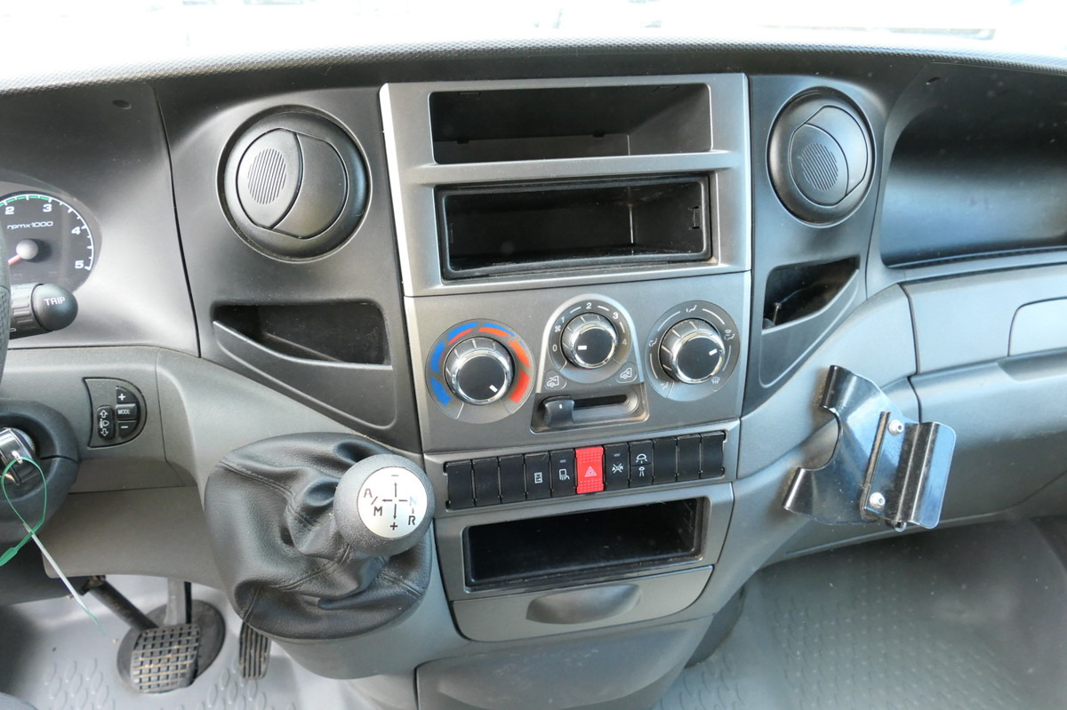 Fourgon grand volume IVECO Daily 35 S11 C30C AUTOMATIK Regale LUFT - EURO 5: photos 7