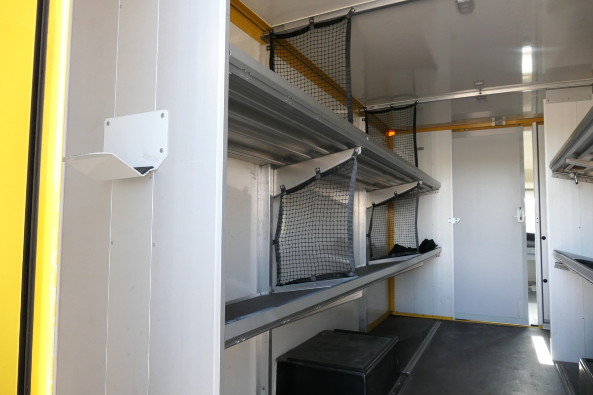 Photo d'intérieur 1: Fourgon grand volume IVECO Daily 50C14 CNG COC