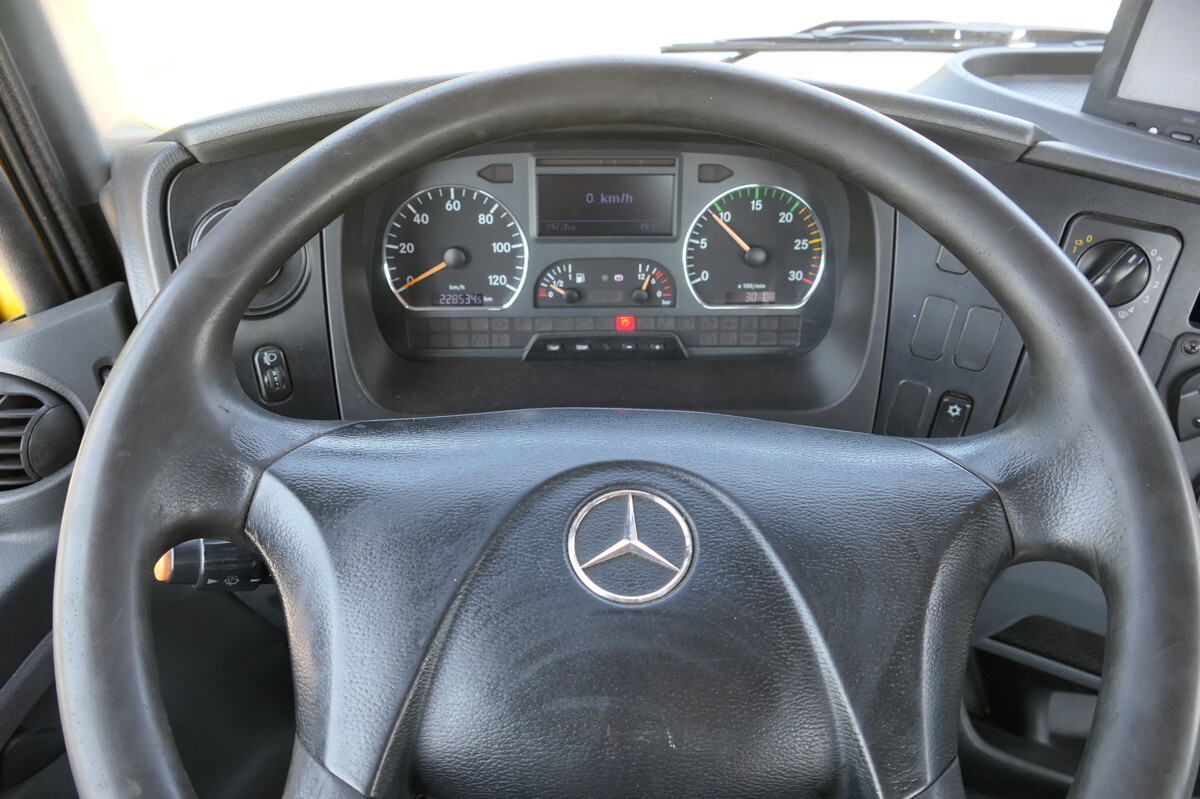 Crédit-bail de MERCEDES-BENZ KAMAG WBH 25 Wiesel Terberg Umsetzfahrz. Sattelk MERCEDES-BENZ KAMAG WBH 25 Wiesel Terberg Umsetzfahrz. Sattelk: photos 11 Crédit-bail de MERCEDES-BENZ KAMAG WBH 25 Wiesel Terberg Umsetzfahrz. Sattelk MERCEDES-BENZ KAMAG WBH 25 Wiesel Terberg Umsetzfahrz. Sattelk: photos 11