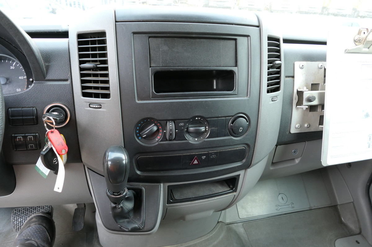 Fourgon grand volume MERCEDES-BENZ SPRINTER 310 CDI MAXI EURO-5 KOFFER REGALE KAMER: photos 11