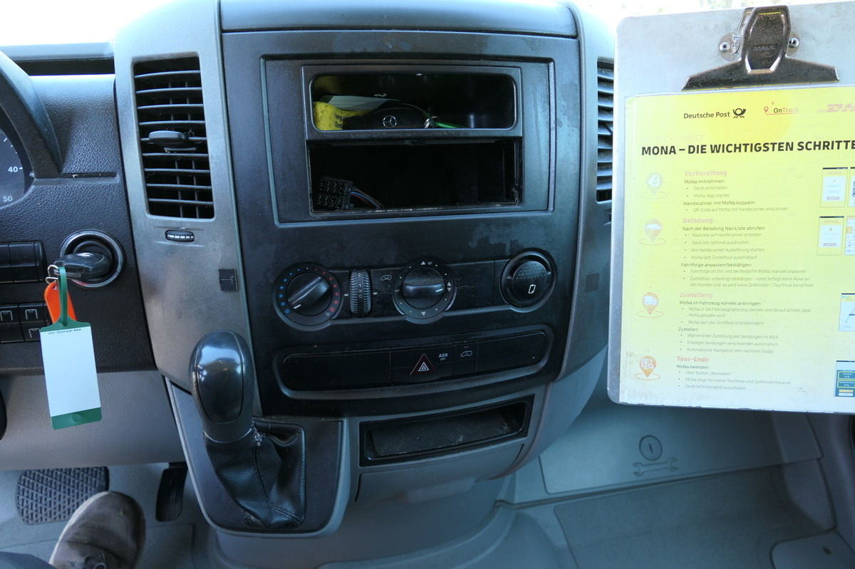 Fourgon grand volume MERCEDES-BENZ SPRINTER 310 CDI MAXI EURO-5 KOFFER REGALE KAMER: photos 10 Fourgon grand volume MERCEDES-BENZ SPRINTER 310 CDI MAXI EURO-5 KOFFER REGALE KAMER: photos 10