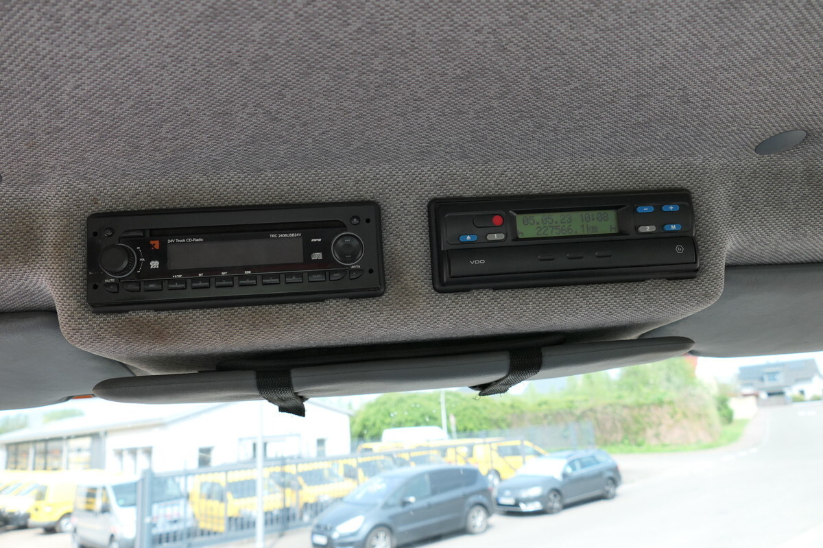 Crédit-bail de UNIMOG U400 405/12 AHK KLIMA ZAPFWELLE vorn SFZ KOMMUN UNIMOG U400 405/12 AHK KLIMA ZAPFWELLE vorn SFZ KOMMUN: photos 18 Crédit-bail de UNIMOG U400 405/12 AHK KLIMA ZAPFWELLE vorn SFZ KOMMUN UNIMOG U400 405/12 AHK KLIMA ZAPFWELLE vorn SFZ KOMMUN: photos 18