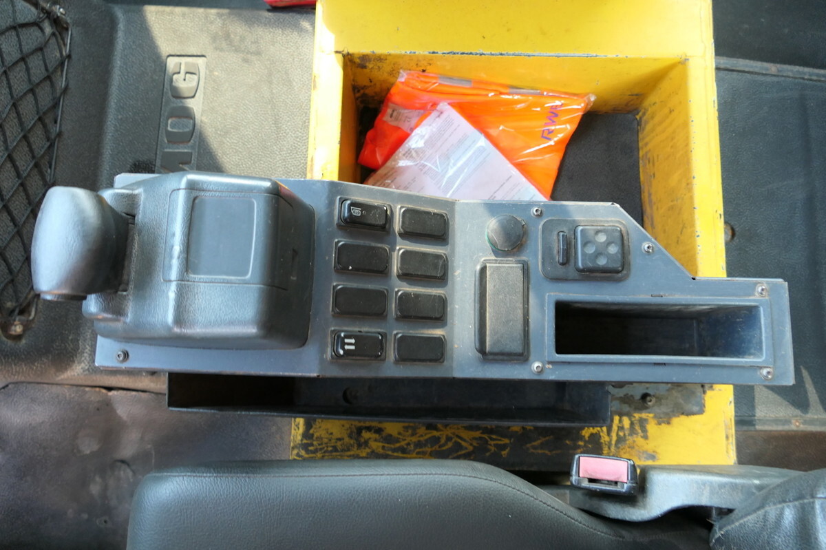 Crédit-bail de UNIMOG U4000 437/25 DoKa EURO-5 UNIMOG U4000 437/25 DoKa EURO-5: photos 10