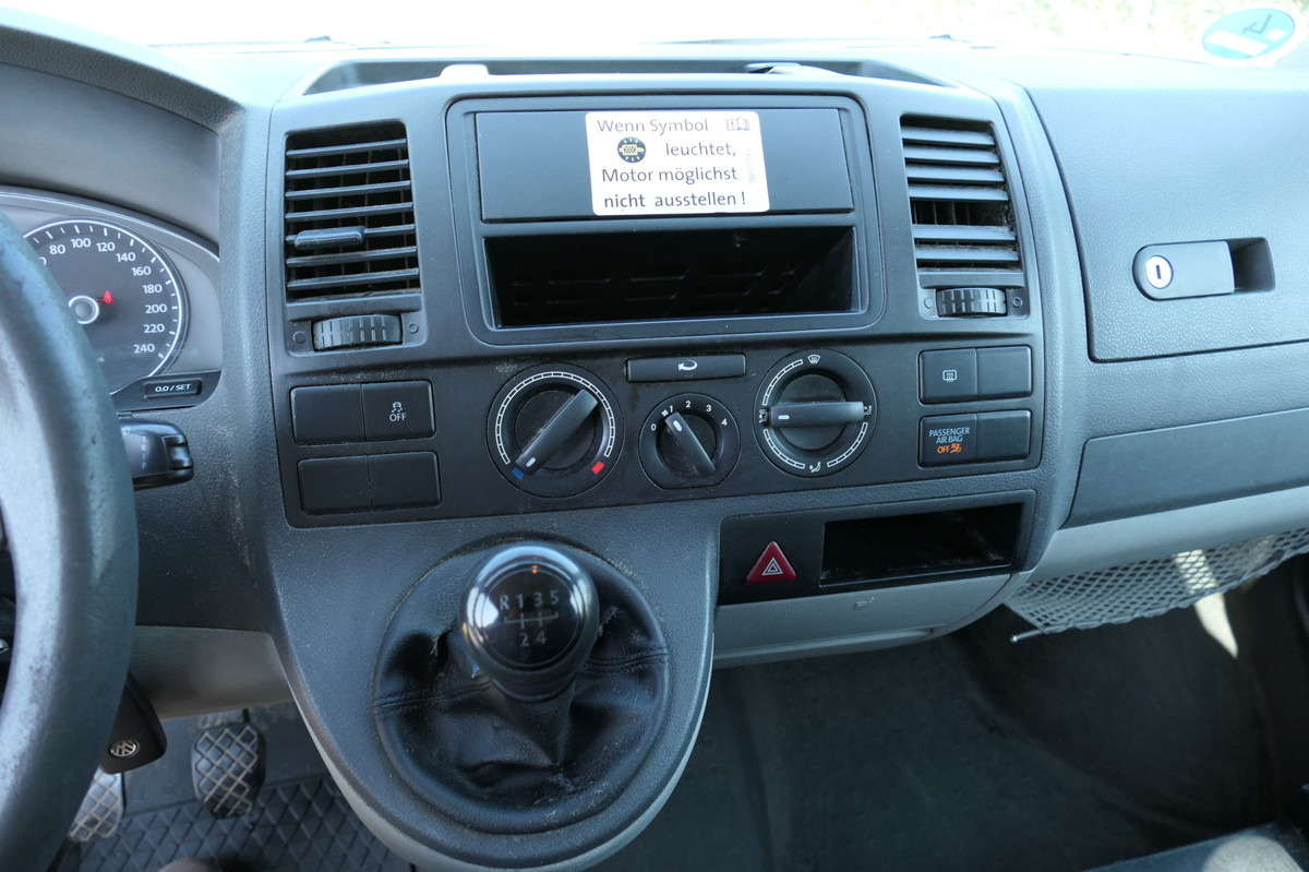 Crédit-bail de VW T5 Transporter 2.0 TDI EURO-5 CoC 2xSCHIEBETÜR P VW T5 Transporter 2.0 TDI EURO-5 CoC 2xSCHIEBETÜR P: photos 9