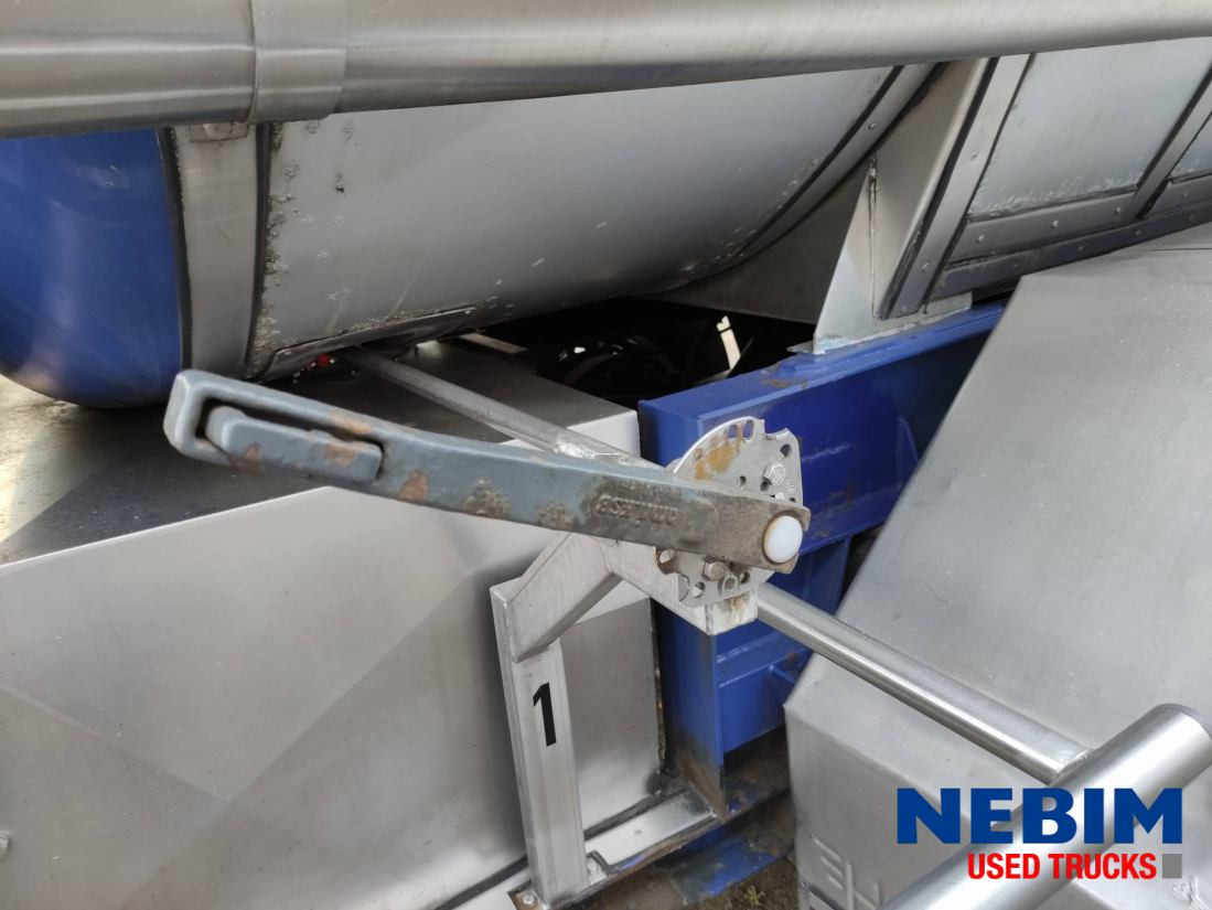 Semi-remorque citerne Burg BPO 12-27 Z - 26.165L - Inox Pump: photos 21 Semi-remorque citerne Burg BPO 12-27 Z - 26.165L - Inox Pump: photos 21