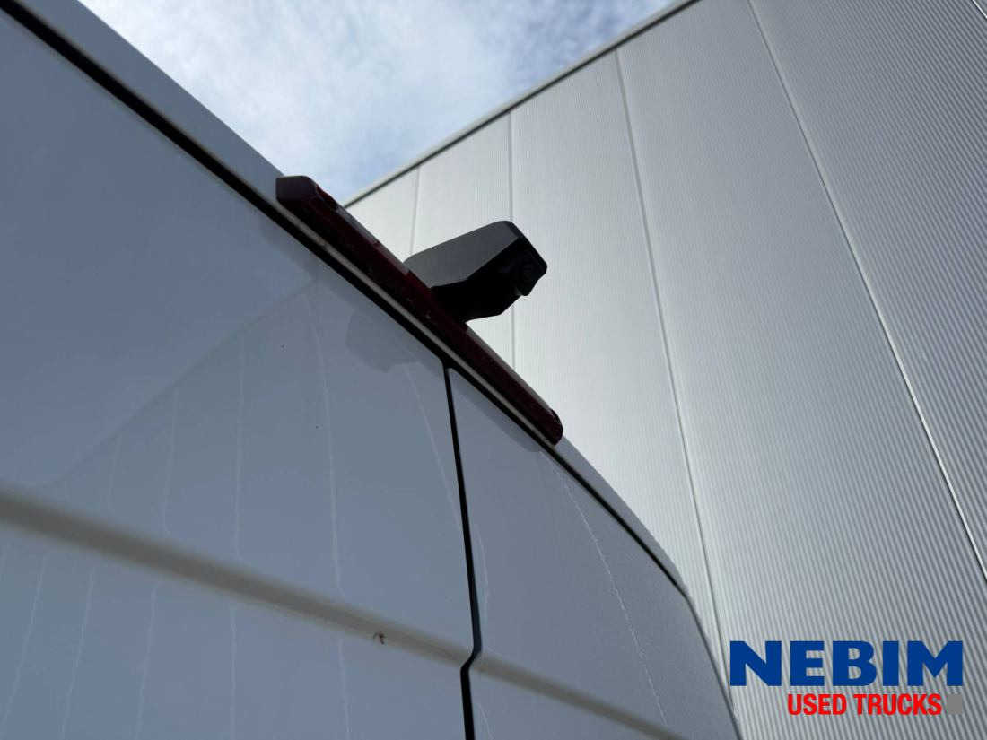 Fourgon utilitaire neuf Renault Master L3H2 150HP 6 Units Available: photos 9