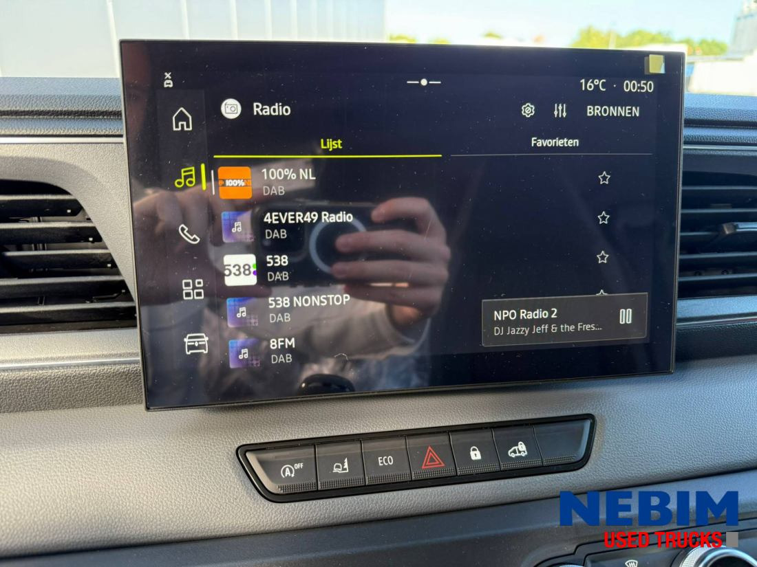 Fourgon utilitaire neuf Renault Master L3H2 150HP 6 Units Available: photos 23