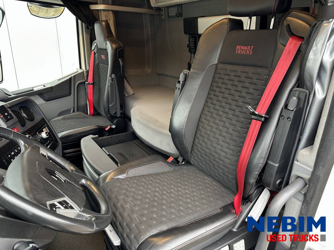 Renault T HIGH 520 4x2 - Parking Airco - Tracteur routier: photos 3 Renault T HIGH 520 4x2 - Parking Airco - Tracteur routier: photos 3