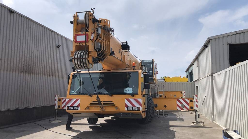 Terex-Demag AC 160-2  - Grue tout-terrain: photos 1 Terex-Demag AC 160-2  - Grue tout-terrain: photos 1