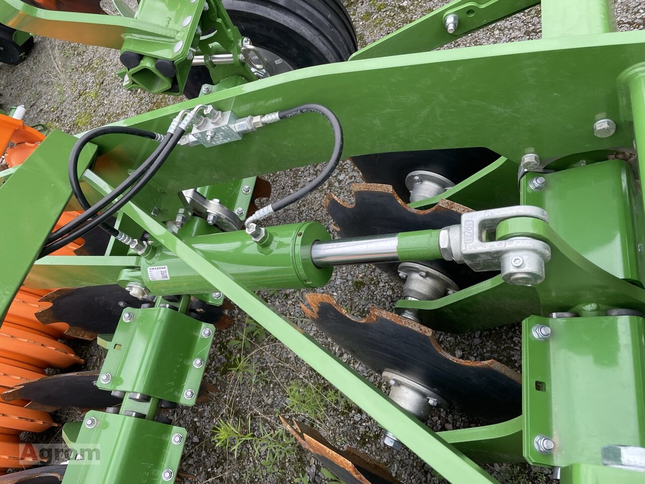 Amazone CatrosXL 3003 - Cover crop: photos 5 Amazone CatrosXL 3003 - Cover crop: photos 5