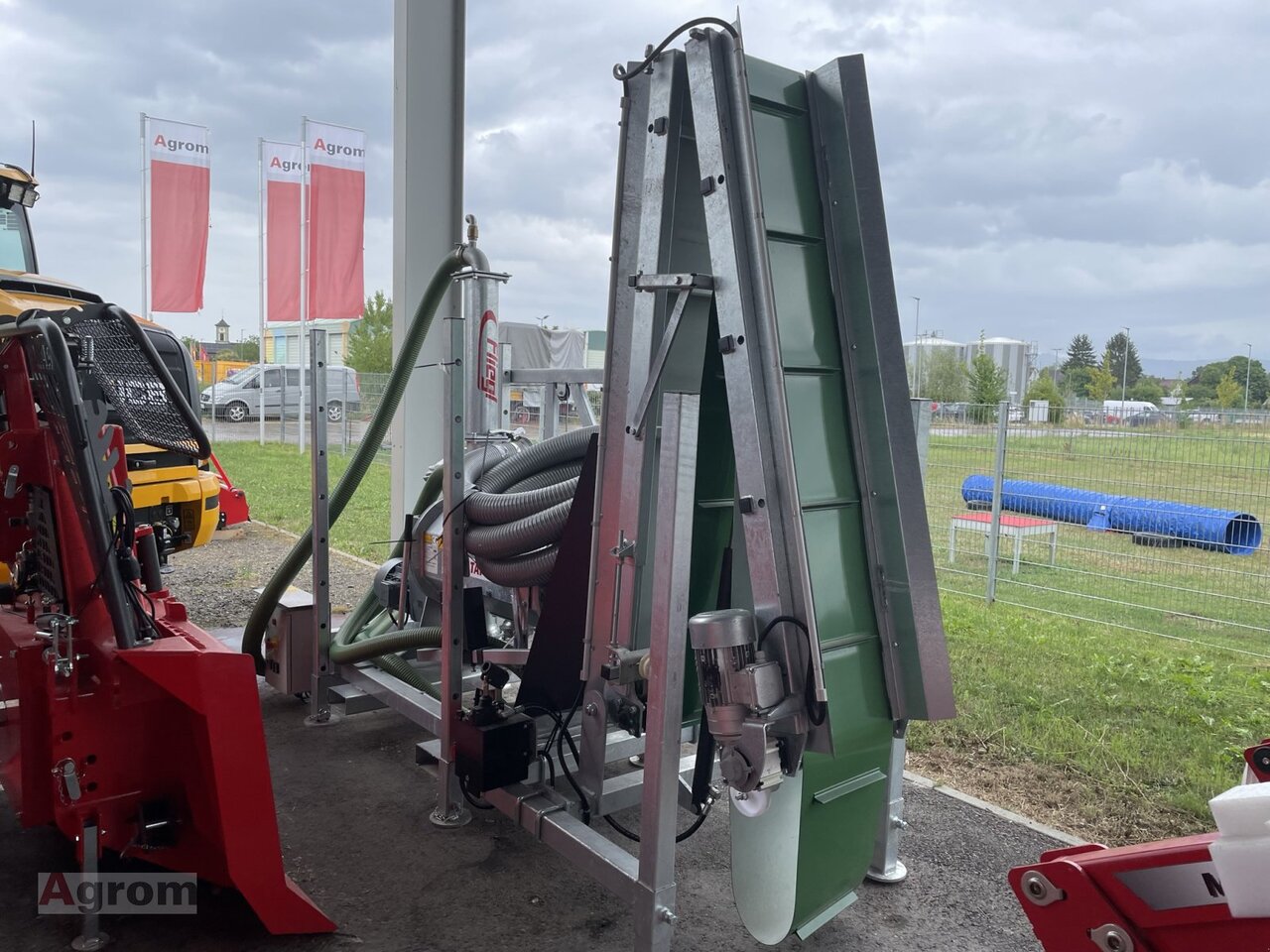 Fliegl Tapir 375 Gülleseparator - Epandeurs: photos 1 Fliegl Tapir 375 Gülleseparator - Epandeurs: photos 1