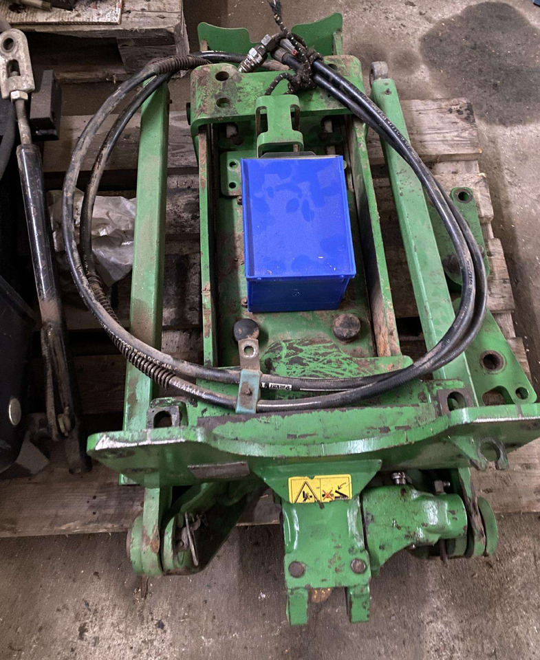 Valtra JOHN DEERE - Accessoire pour Machine agricole: photos 3 Valtra JOHN DEERE - Accessoire pour Machine agricole: photos 3