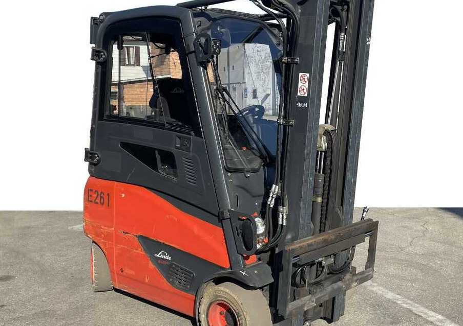 Linde E 20 PH - Chariot élévateur électrique: photos 1 Linde E 20 PH - Chariot élévateur électrique: photos 1