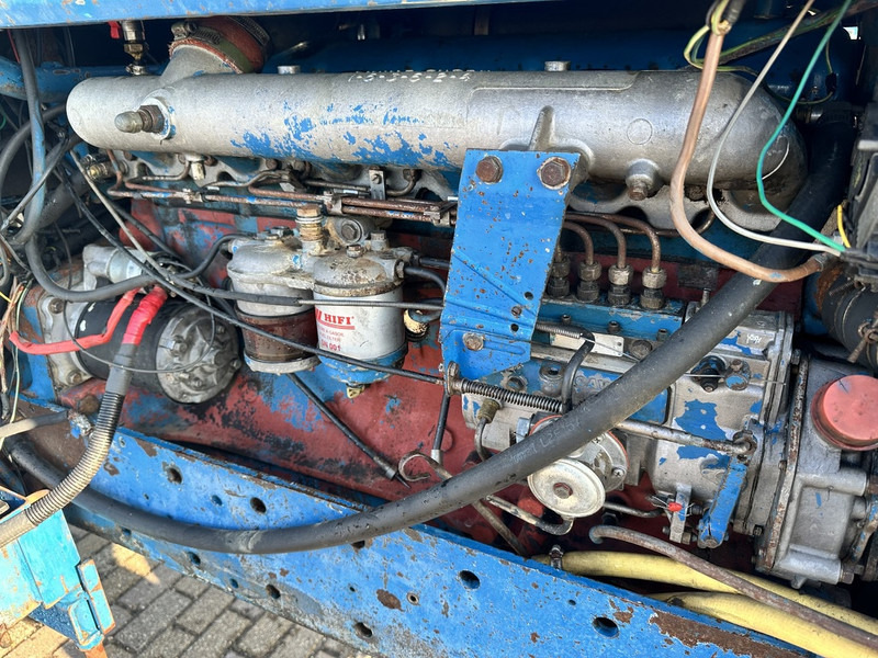 Tracteur agricole Ford TW-10: photos 11 Tracteur agricole Ford TW-10: photos 11