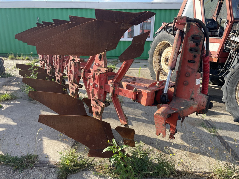 Gregoire Besson RS5414 160 - Charrue: photos 1 Gregoire Besson RS5414 160 - Charrue: photos 1