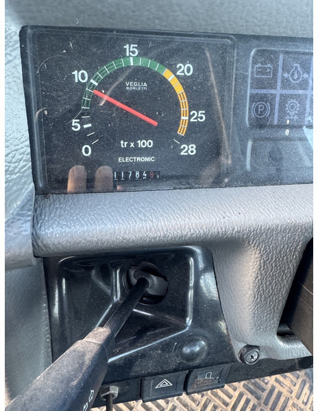 Tracteur agricole Massey Ferguson 3060: photos 6