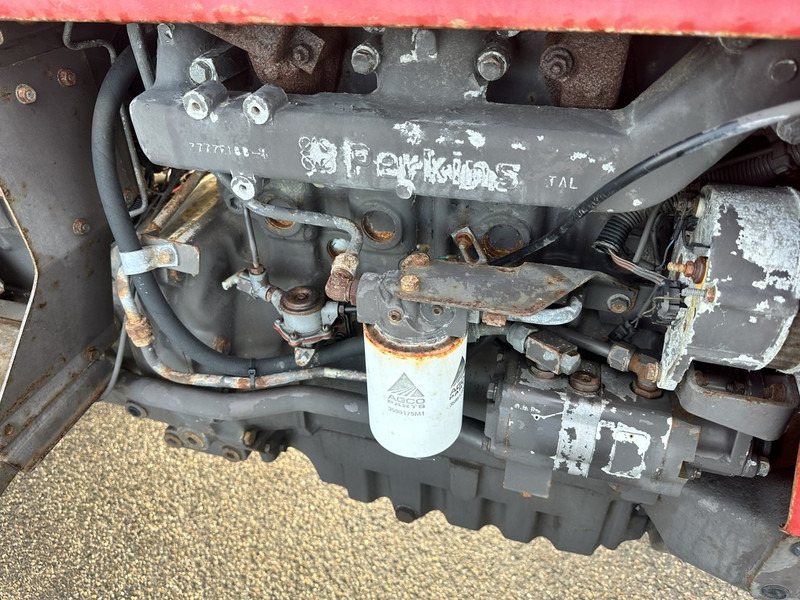 Tracteur agricole Massey Ferguson 365: photos 10