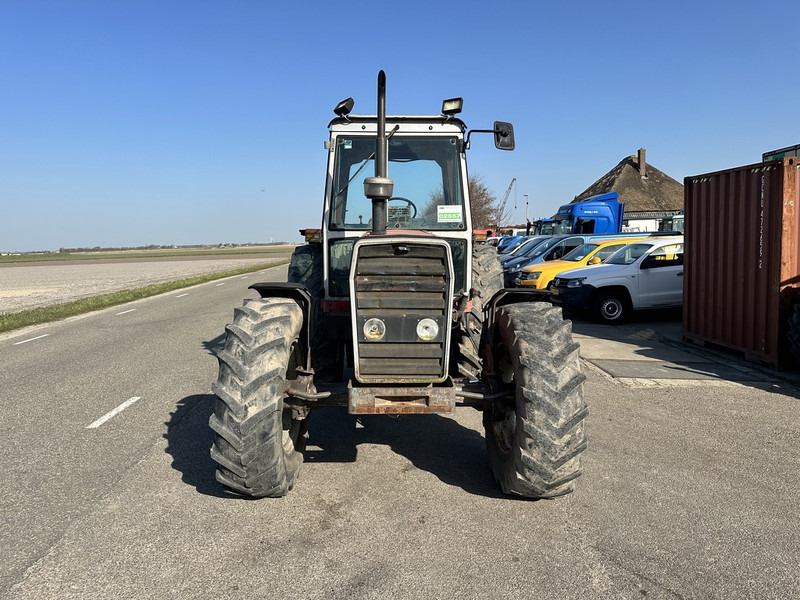 Massey Ferguson 699 - Tracteur agricole: photos 2 Massey Ferguson 699 - Tracteur agricole: photos 2