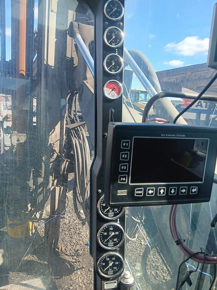 Atlas Copco ROC L7 (40)CR - Foreuse: photos 4 Atlas Copco ROC L7 (40)CR - Foreuse: photos 4