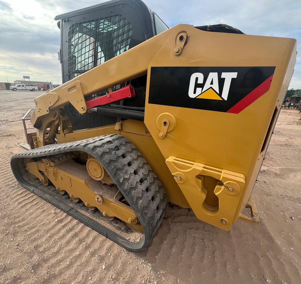 Caterpillar 279D - Mini chargeuse: photos 1 Caterpillar 279D - Mini chargeuse: photos 1