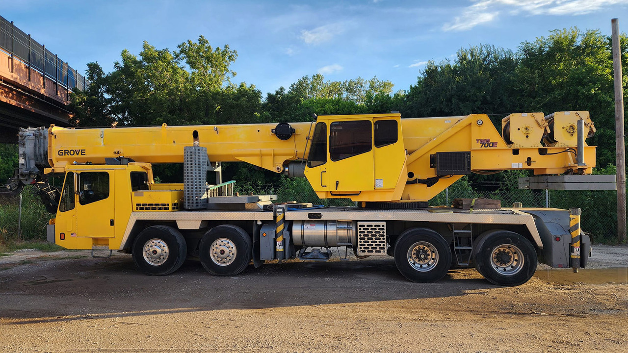 Grove TMS700E - Grue mobile: photos 1 Grove TMS700E - Grue mobile: photos 1