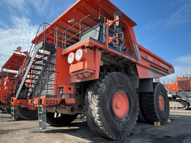 Hitachi EH3500ACII - Tombereau: photos 2 Hitachi EH3500ACII - Tombereau: photos 2