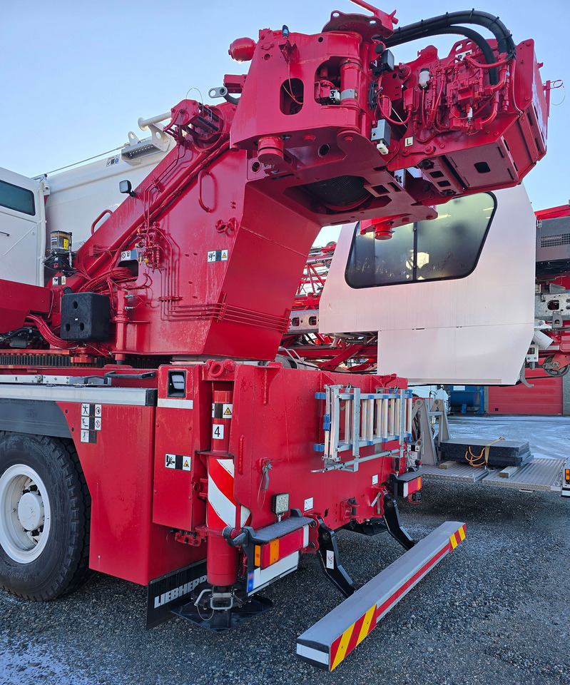 Liebherr LTM 1120-4.1 - Grue mobile: photos 4 Liebherr LTM 1120-4.1 - Grue mobile: photos 4